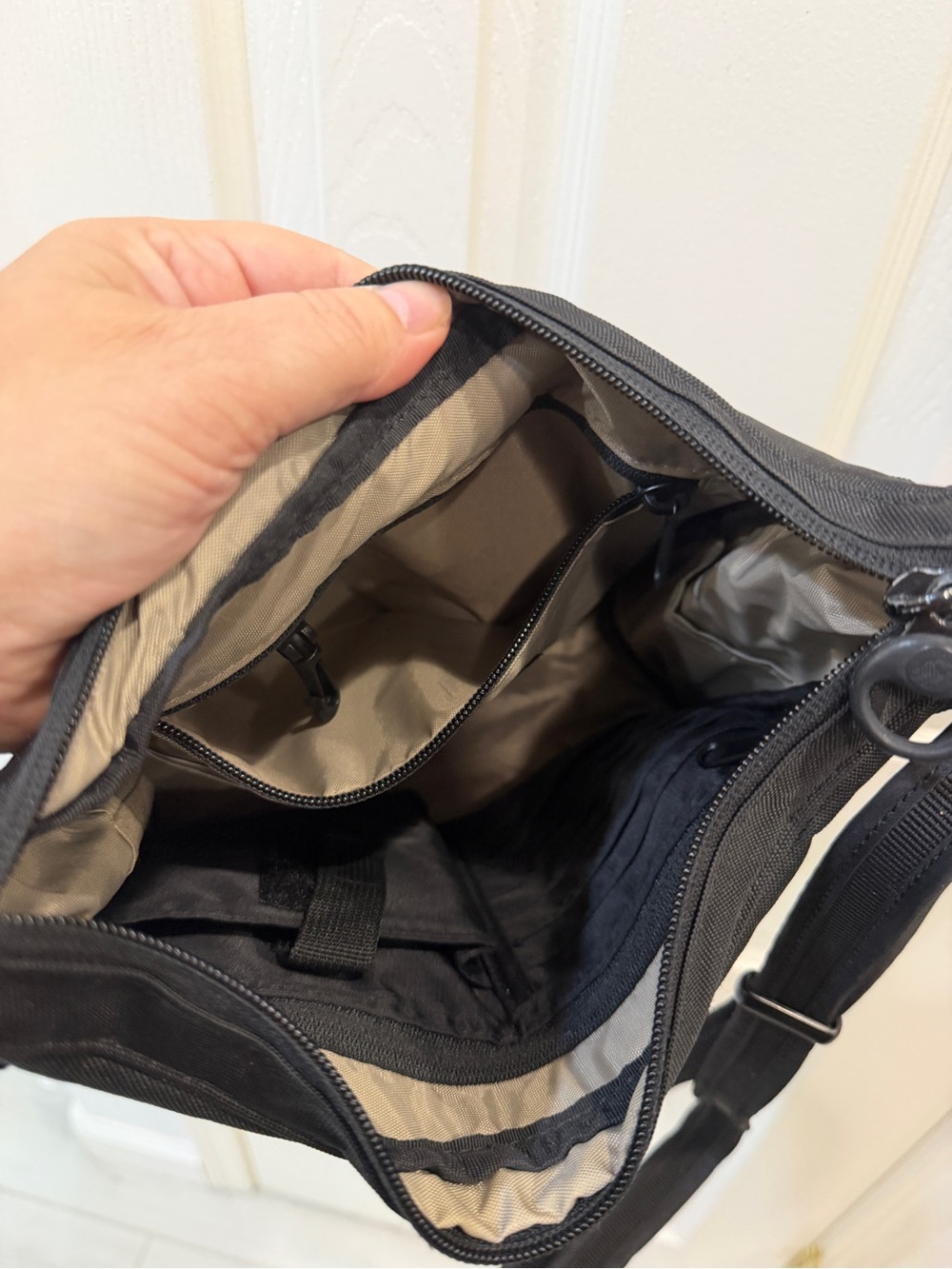 Pacsafe Black Secure Crossbody Bag - Picture 7 of 12